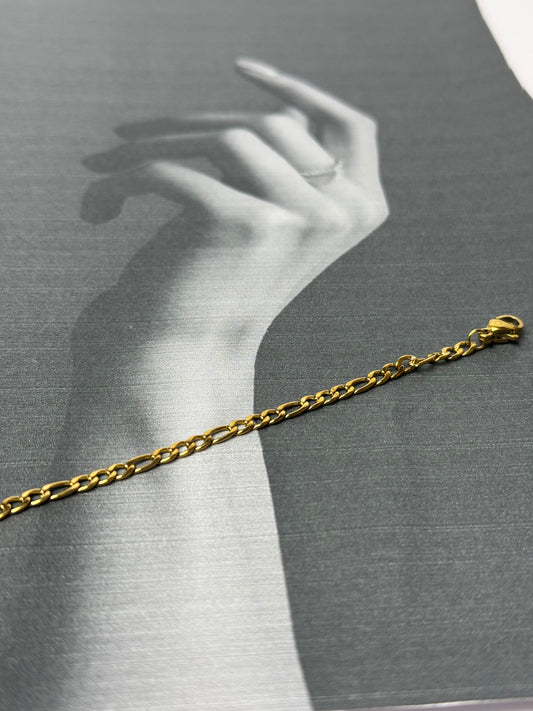 18K Gold Plated Figaro Chain Bracelet – Stainless Steel