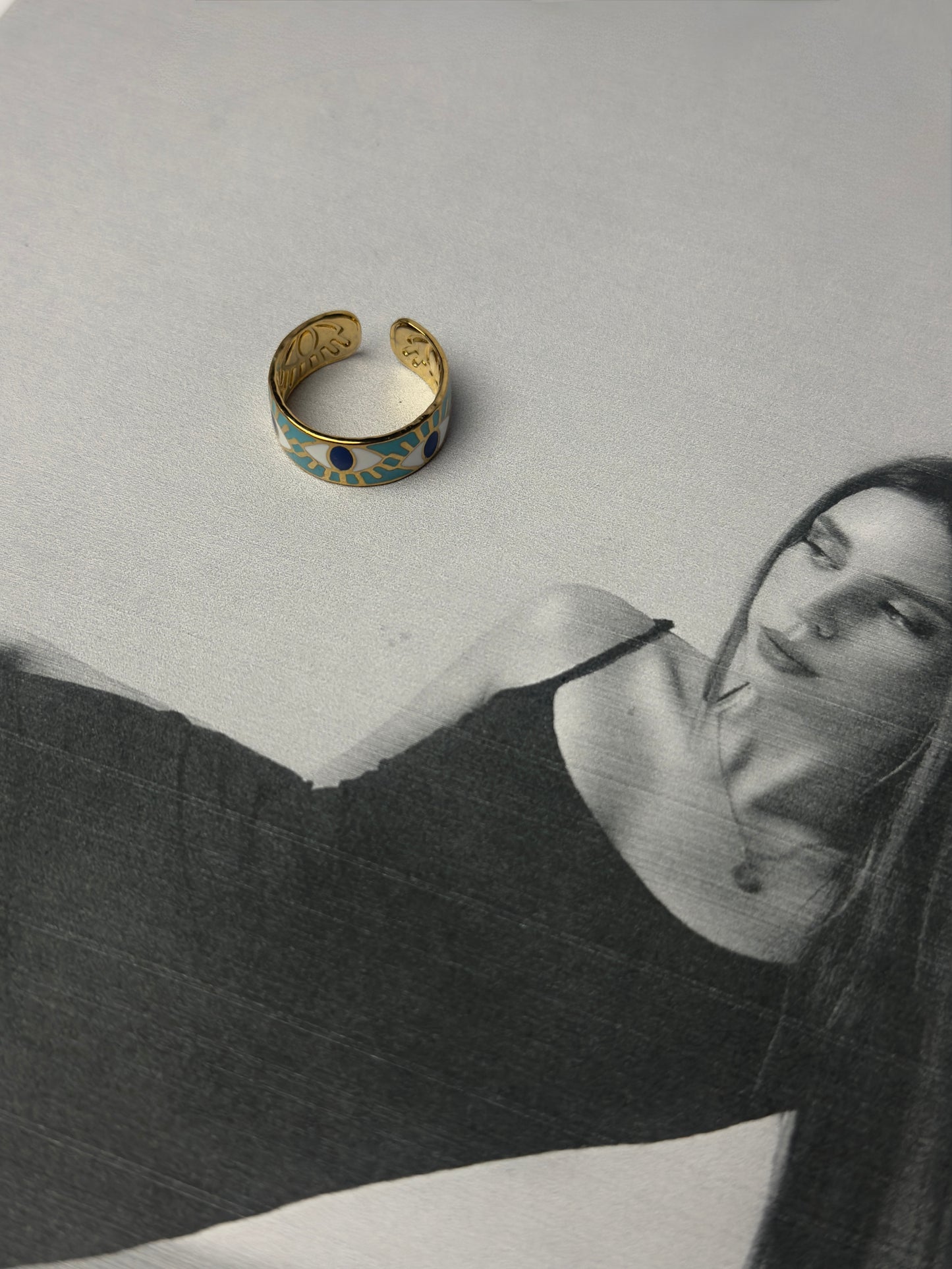 Minimal evil eye Ring -Sheessence