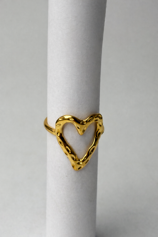 Sweetheart Heart Ring-Sheessence