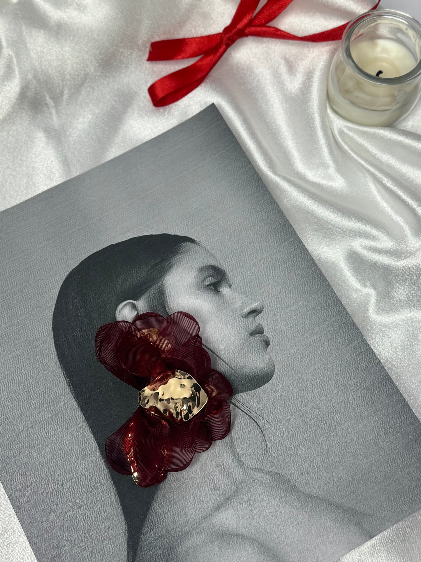 Petal & Plate Statement Sheessence