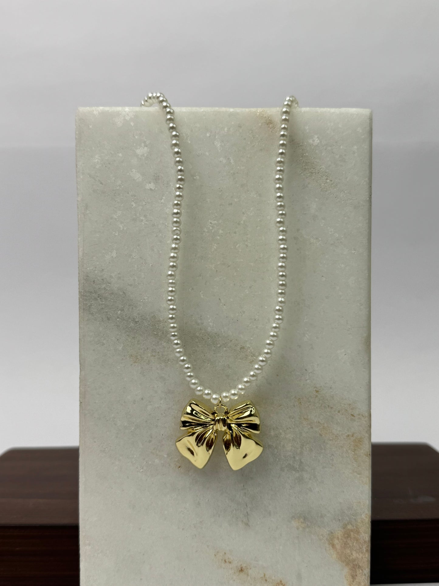 Pearl bow choker necklace Sheessence