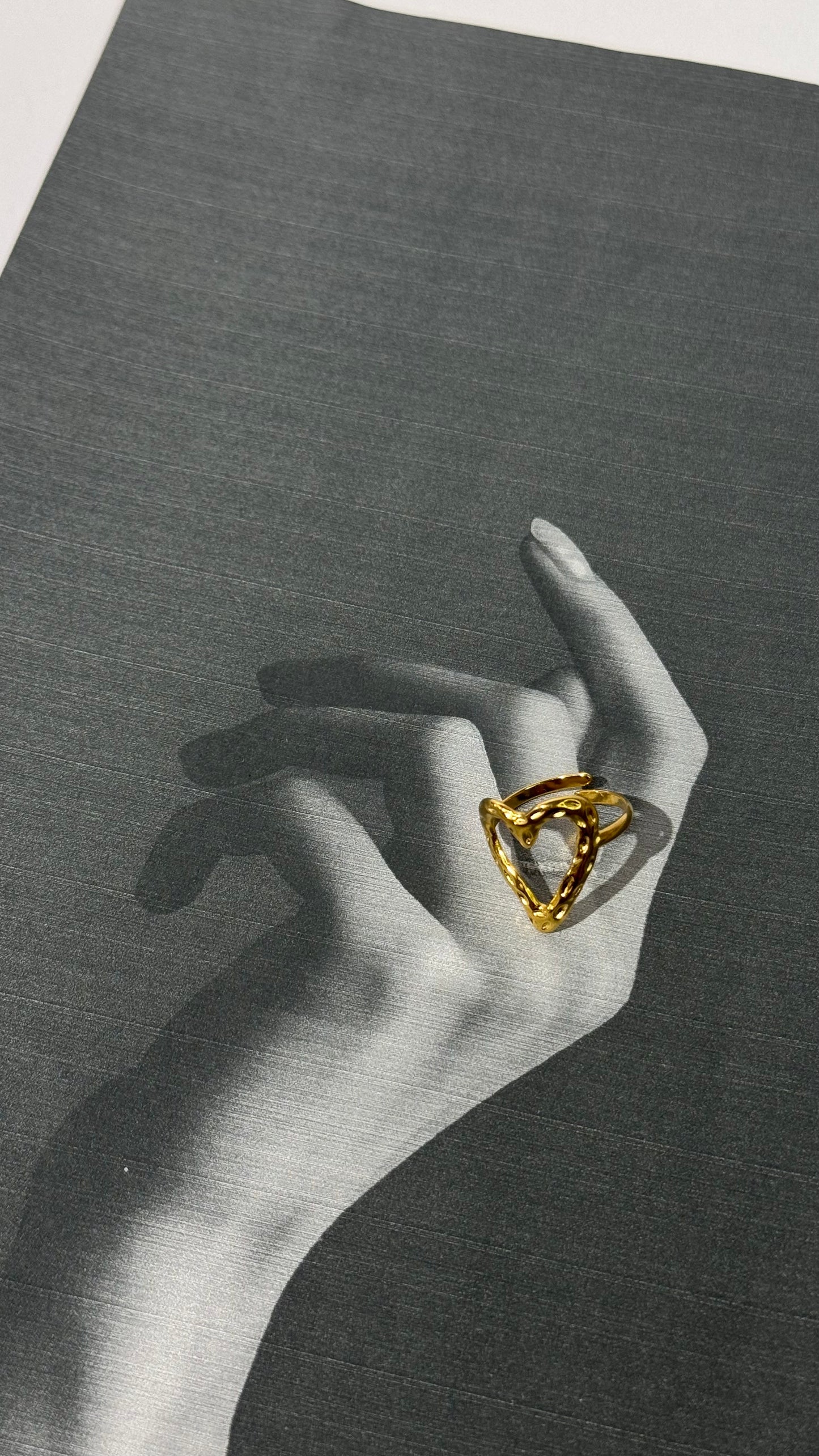 Sweetheart Heart Ring-Sheessence