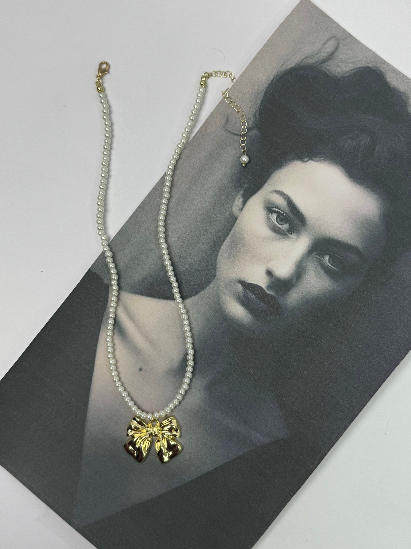 Pearl bow choker necklace Sheessence