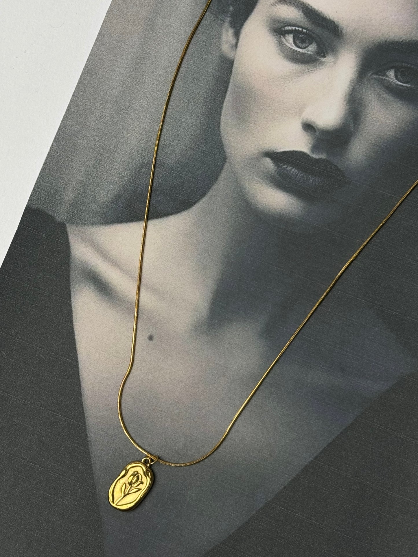 Minimal gold plated necklace by Sheessence